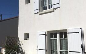 Maison de pays à 2 pas de la mer et du centre