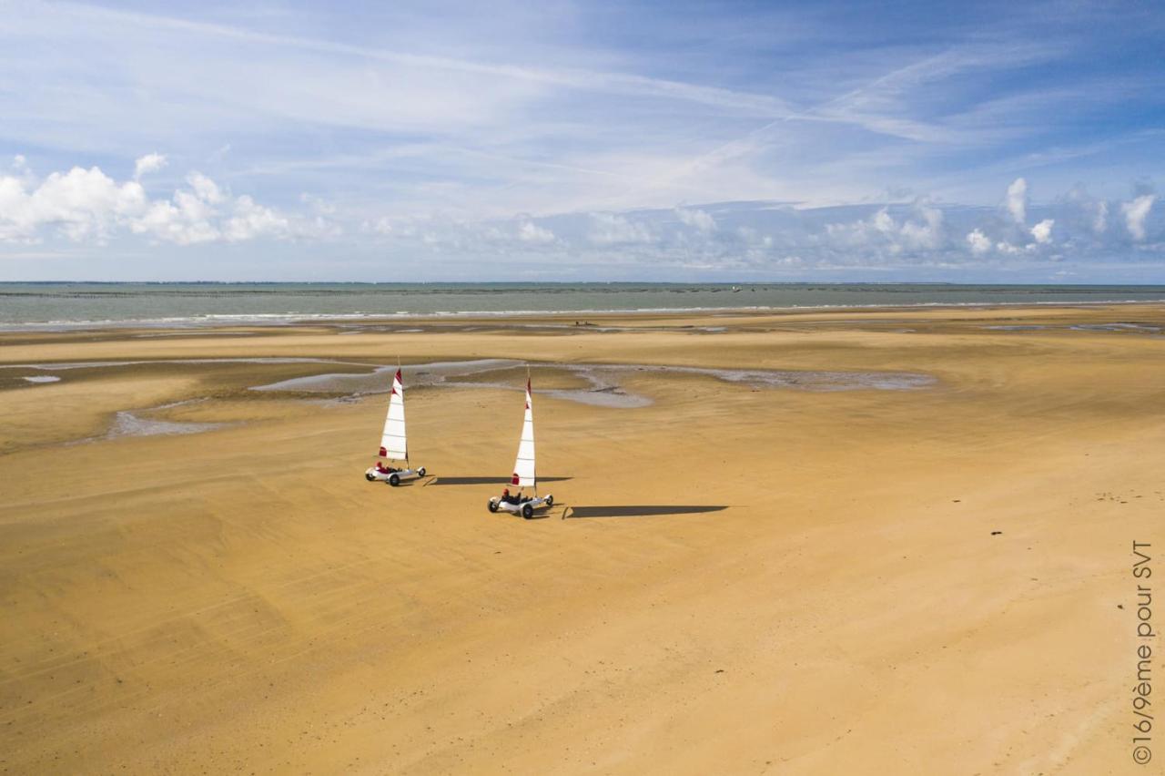 Maison de pays à 2 pas de la mer et du centre La Tranche-sur-Mer Extérieur photo